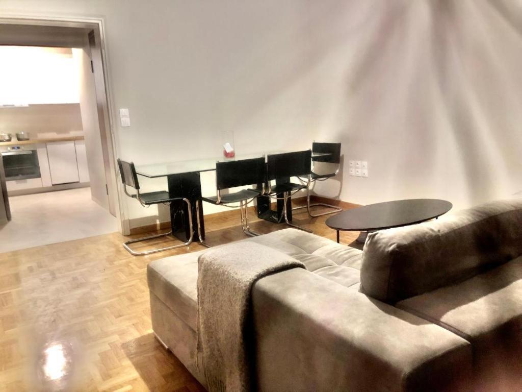 Economy Shared Apartment C In Central Athen Eksteriør bilde